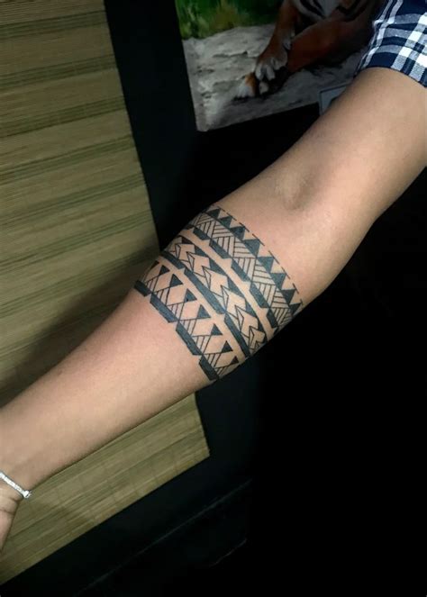 Maori band tattoo | Band tattoo, Armband tattoos for men, Tattoos