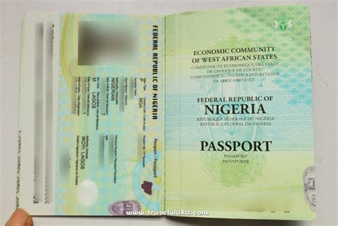 Three Generations Of The Nigerian Passport (1960 To 2021) - Travel - Nigeria