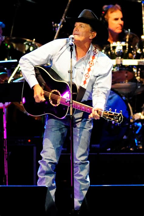George Strait at Staples: Concert Review