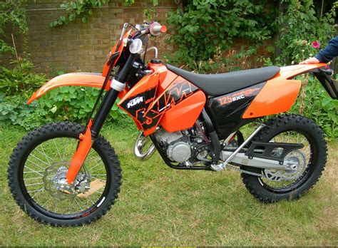 KTM EXC125 - Review and photos