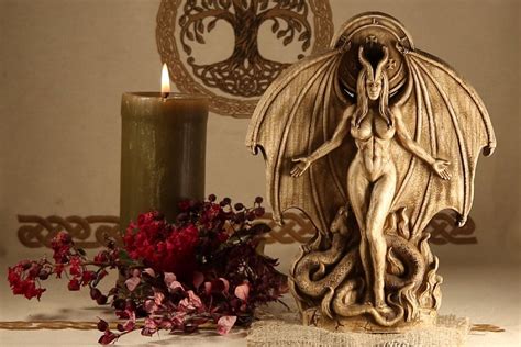 Lilith Lilith Statue Inanna Hel Goddess Statue Wiccan Altar - Etsy