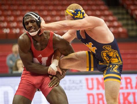 Husker wrestling starts season hot | Sports | dailynebraskan.com