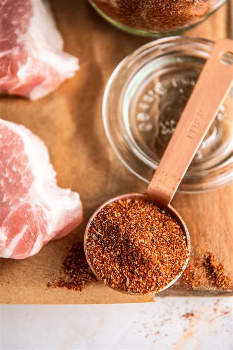 The Best Homemade Pork Chop Seasoning | Easy Dinner Ideas