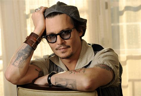 Get the Look: Johnny Depp’s Glasses