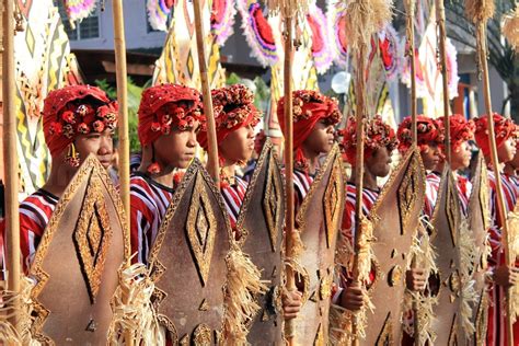 Bidayuh Culture And Traditions - Mongkos Bidayuh Longhouse | Wildlife ...