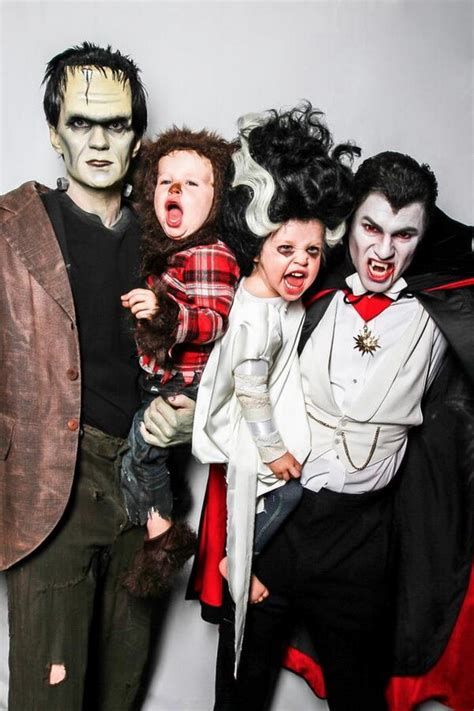 7 Times Neil Patrick Harris Cosplayed With His Family, And Absolutely Won Halloween | Bored Panda