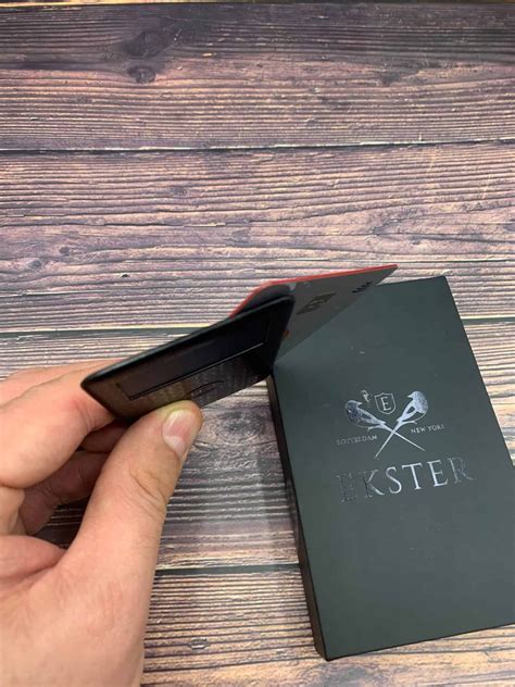 Ekster Wallet with Smart Tracker Review - UltiUber Life