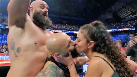 Ricochet Enjoy Kissing Samantha Irvin on WWE Smackdown 2022 - YouTube