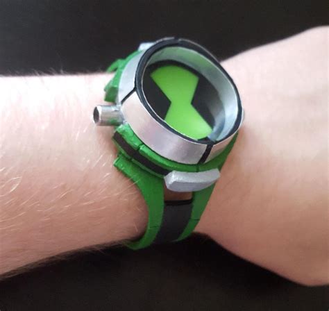 Ben 10 Alien Force Omnitrix Prop Replica Cosplay : 5 Steps (with ...