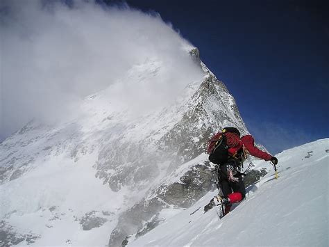 Rainbow Valley Everest - Death Zone of Mount Everest