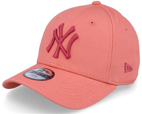 Kids New York Yankees League Essential 9FORTY Pink/Pink Adjustable - New Era cap | Hatstoreworld.com