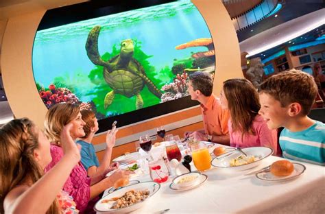 Disney Dream Dining | Kingdom Magic Vacations