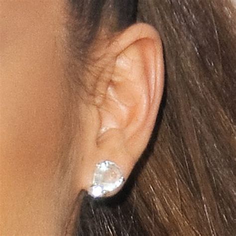 Ariana Grande's Piercings & Jewelry | Steal Her Style