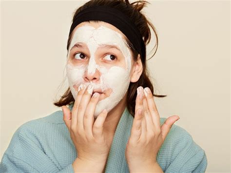 White Kaolin Clay Mask Recipe | Dandk Organizer