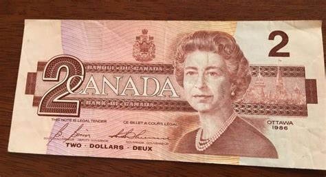 Canada's $2 Bill: A Valuable Collectible