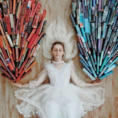 Book-Lover Turns Her Massive Library Into Art In These 10+ Intriguing Pictures | Book art ...