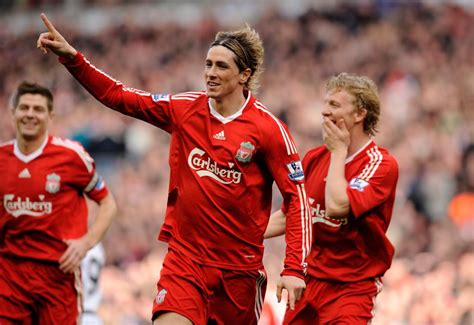 Fernando Torres looks hench in wholesome footage with Liverpool fans