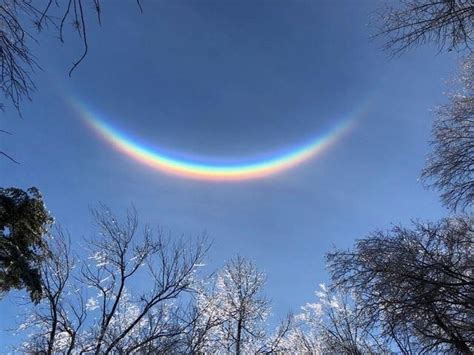 Circumzenithal Arc Guilford CT USA | Sky, Nature, Pics