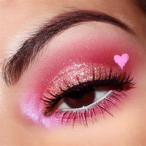 When Can I Wear Makeup After Pink Eye
