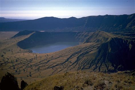 Some Beautiful Crater Lakes in the World - Snow Addiction - News about Mountains, Ski, Snowboard ...