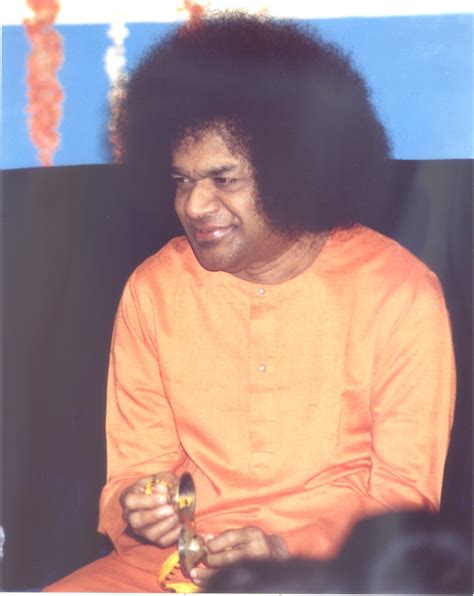 PICTURE: SWAMI PLAYING CYMBALS (WALLET Size) | Sathya Sai Book Store, Tustin, California, USA