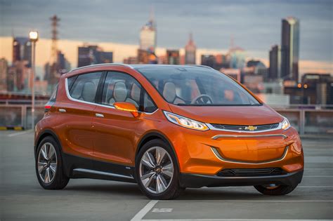 Chevrolet Introduces 2017 Bolt EV: First long-range, affordable ...