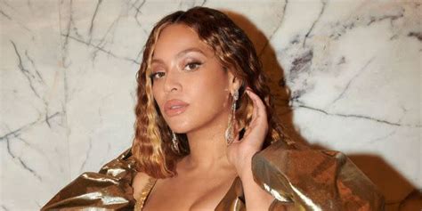 Beyoncé Wears Sparkling Silver Mini Dress to Pre-Grammys Party With Jay-Z