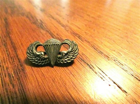 STERLING WW2 "US ARMY AIRBORNE JUMP WINGS" HOME FRONT SWEETHEART PIN | #2016890188