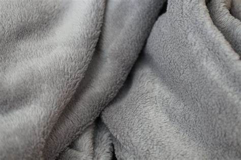 A Guide to the Different Types of Blankets | Enchante Home