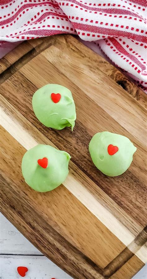 Grinch Oreo Balls – Homemade Grinch Idea – Desserts – Quick – Party Food Recipe