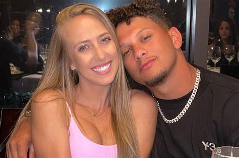 Patrick Mahomes, Brittany Matthews get married in Hawaii