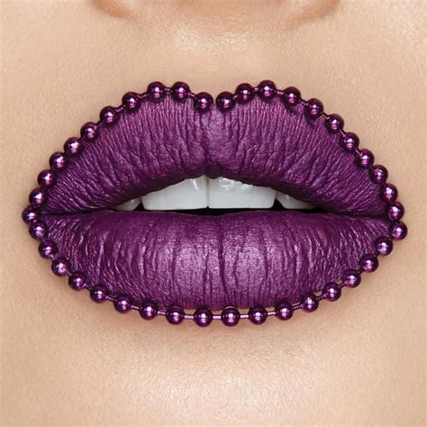 Pin by Tamara Olvera on Lip Art | Lip art makeup, Lip art, Metallic liquid lipstick