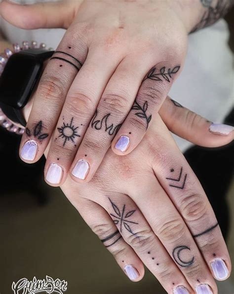 40+ Finger Tattoo Design Ideas - The XO Factor | Hand and finger tattoos, Finger tattoo designs ...