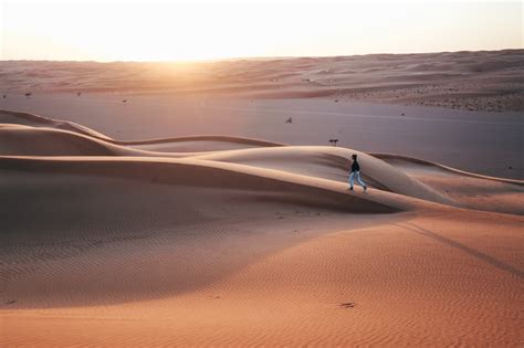 Wahiba Sands: Overnight Desert Stay in Oman - TRAVELREBELS