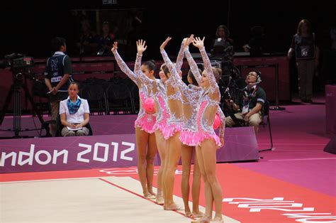 File:London 2012 Rhythmic Gymnastics - Russia Team 03.jpg - Wikimedia ...