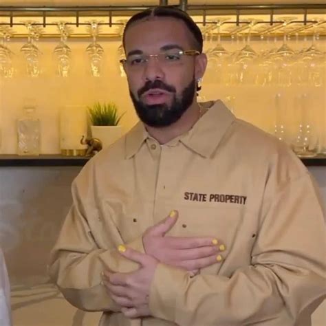 Drake 🦉 | Drake clothing, Aubrey drake, Drake photos