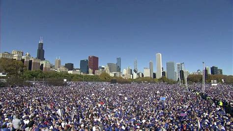 PHOTOS: Chicago Cubs World Series victory parade | abc7chicago.com