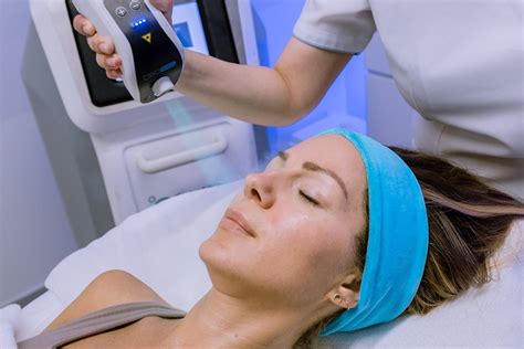 The Benefits of Cryotherapy Facials - Stay Young Cryo