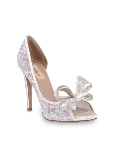 so fab shoes: VALENTINO FAB WHITE BOW SHOES FOR BRIDE