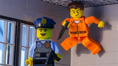 LEGO Land | Lego City Police Station Prison Break | Lego Diamond Heist | Lego Stop Motion - YouTube