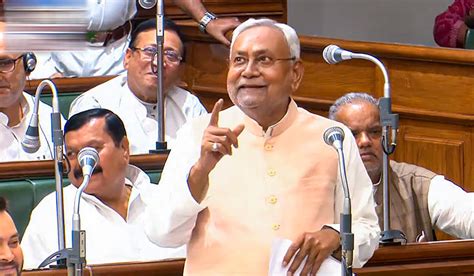 Did Nitish Kumar use derogatory language in assembly to explain birth ...