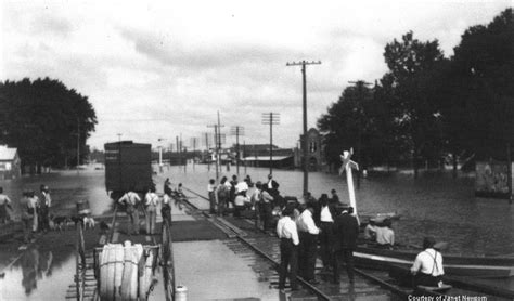 Tallulah, LA railroad tracks that run through downtown after 1912 ...