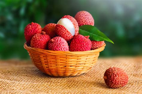 9 Incredible Lychee Benefits For Your Health - Healthwire