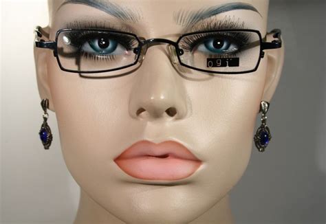The Perfect Glasses Frames For Pale Skin | Learn Glass Blowing