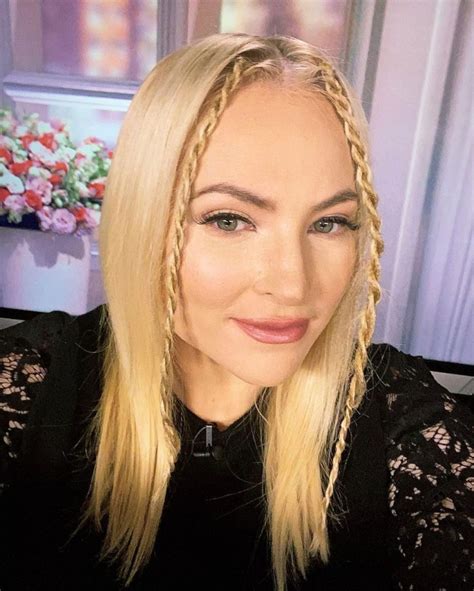 Meghan McCain's hairstyles: Her best, worst looks on 'The View'