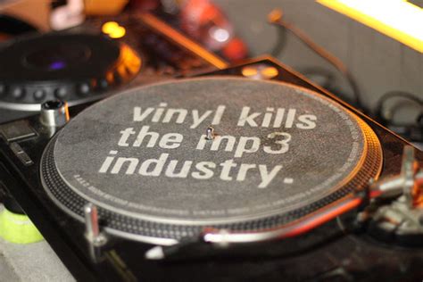 vinyl kills the mp3 industry | slipmate - vinyl kills ! 7D |… | Flickr