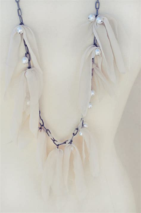 long chain necklace with drop pearls & nude fabric | Flickr