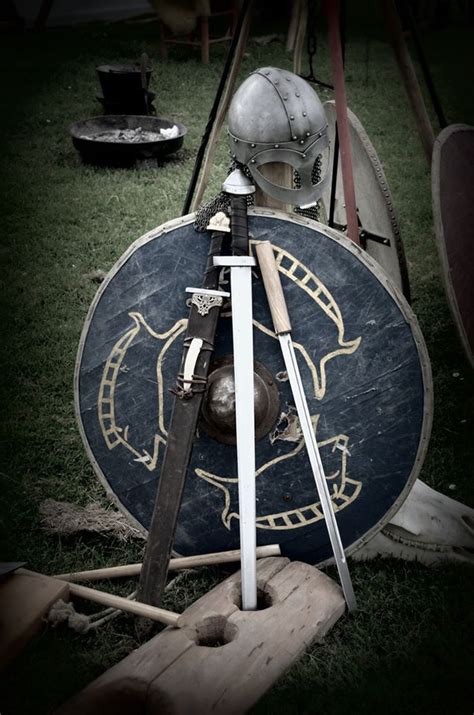 Viking Weaponry - An Introduction Suitable for KS2