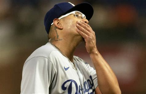 Dodgers star Julio Urias gets major injury return update - oggsync.com