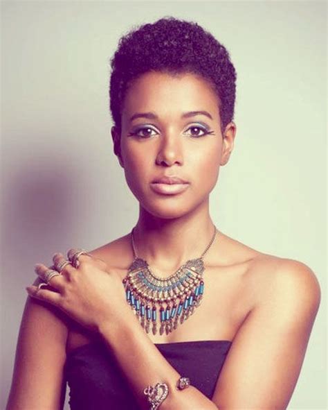TENDANCES COIFFURE 2014 : 20 idées de coupes courtes sur TOUS types de cheveux Black Women Short ...